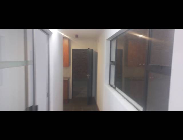 617M² MINI FACTORY TO LET IN LASER PARK